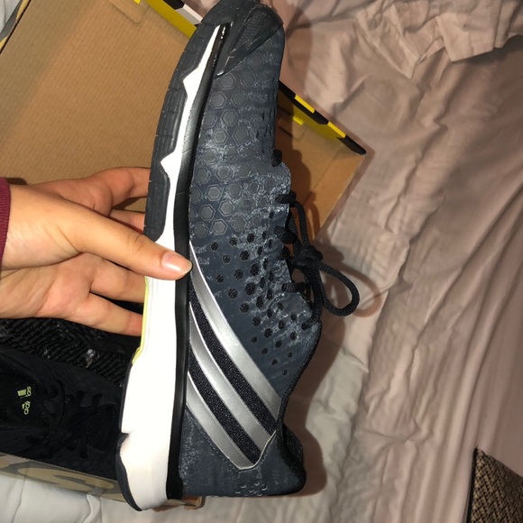 adidas volley response boost